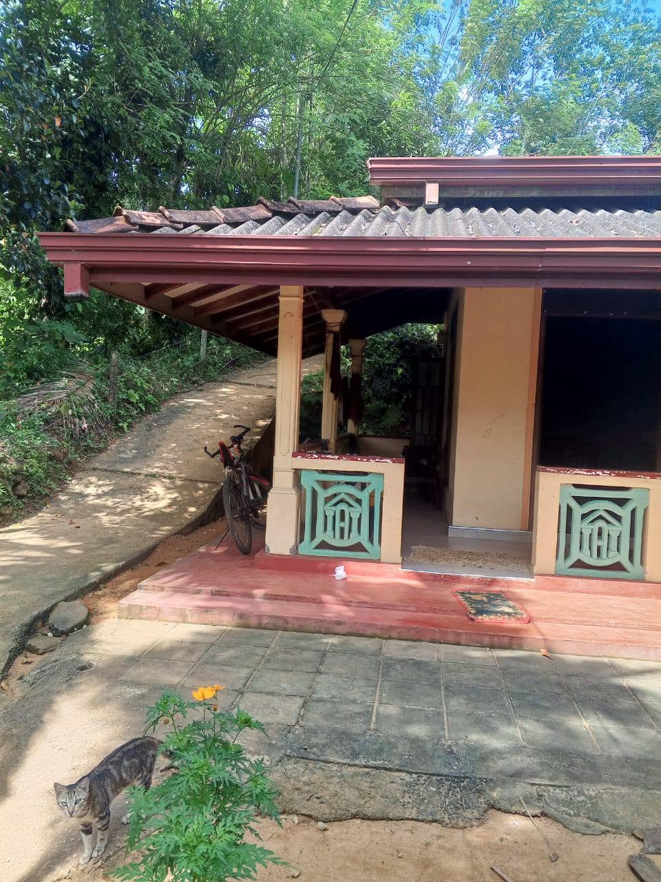 නිවස සහ ඉඩම විකිණීමට – කෑගල්ල, කොටියාකුඹුර