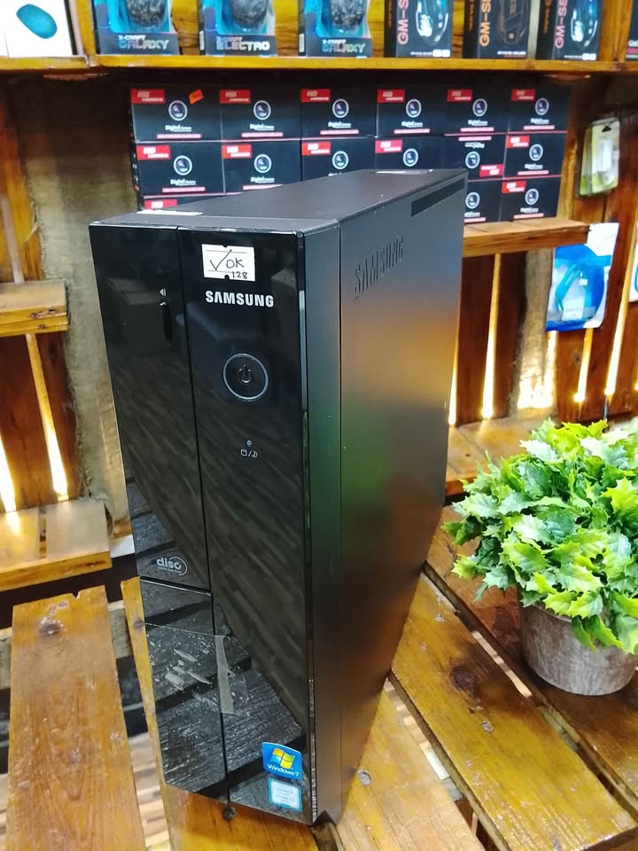 ජපානයෙන් ආනයනය කරන ලද සුපිරි තත්ත්වයේ Computers - ලංකාවේ අඩුම මිලට!