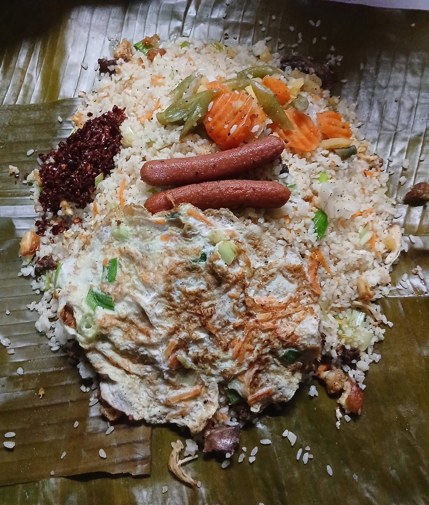 කමුද කෙසෙල් කොළේ රසම රස රයිස් එකක් හෝ කොත්තුවක්?
