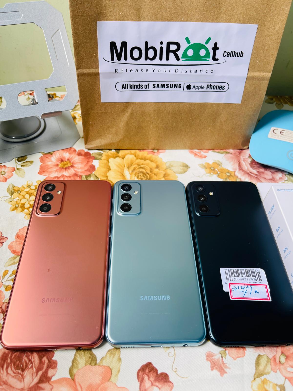 Samsung M 23